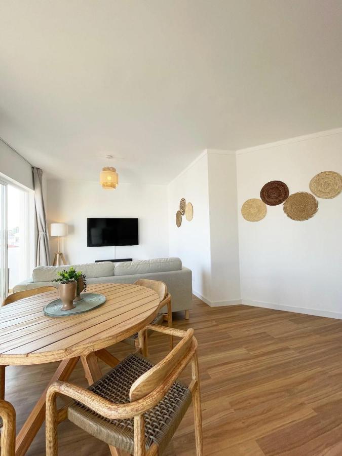 Sun Waves Beach Apartment Portimão Esterno foto